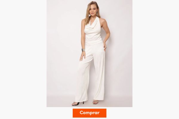 mulher usando branco no ano novo