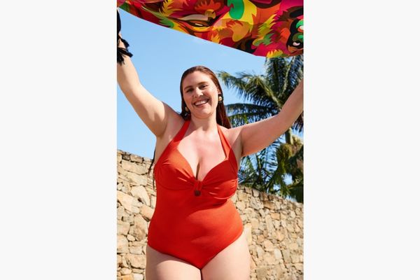 maiô plus size bonito