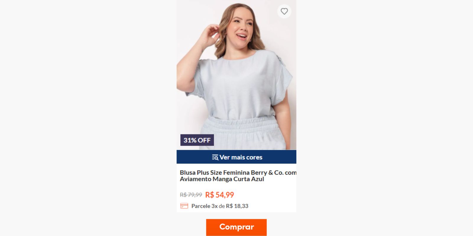 modelo veste conjunto azul bebê, na foto aparece mais a parte da blusa de tecido fino e manga longa