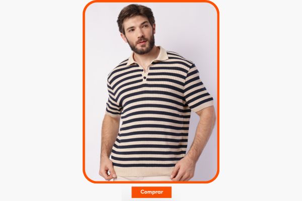 Homem usando camisa listrada em tons neutros.