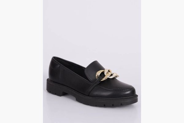 sapato social feminino preto com detalhes em dourado