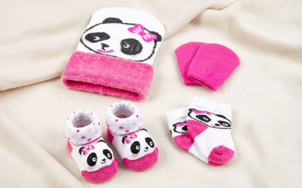 Kit de bebê Torra tema panda: touca, luvas e meias em rosa e branco