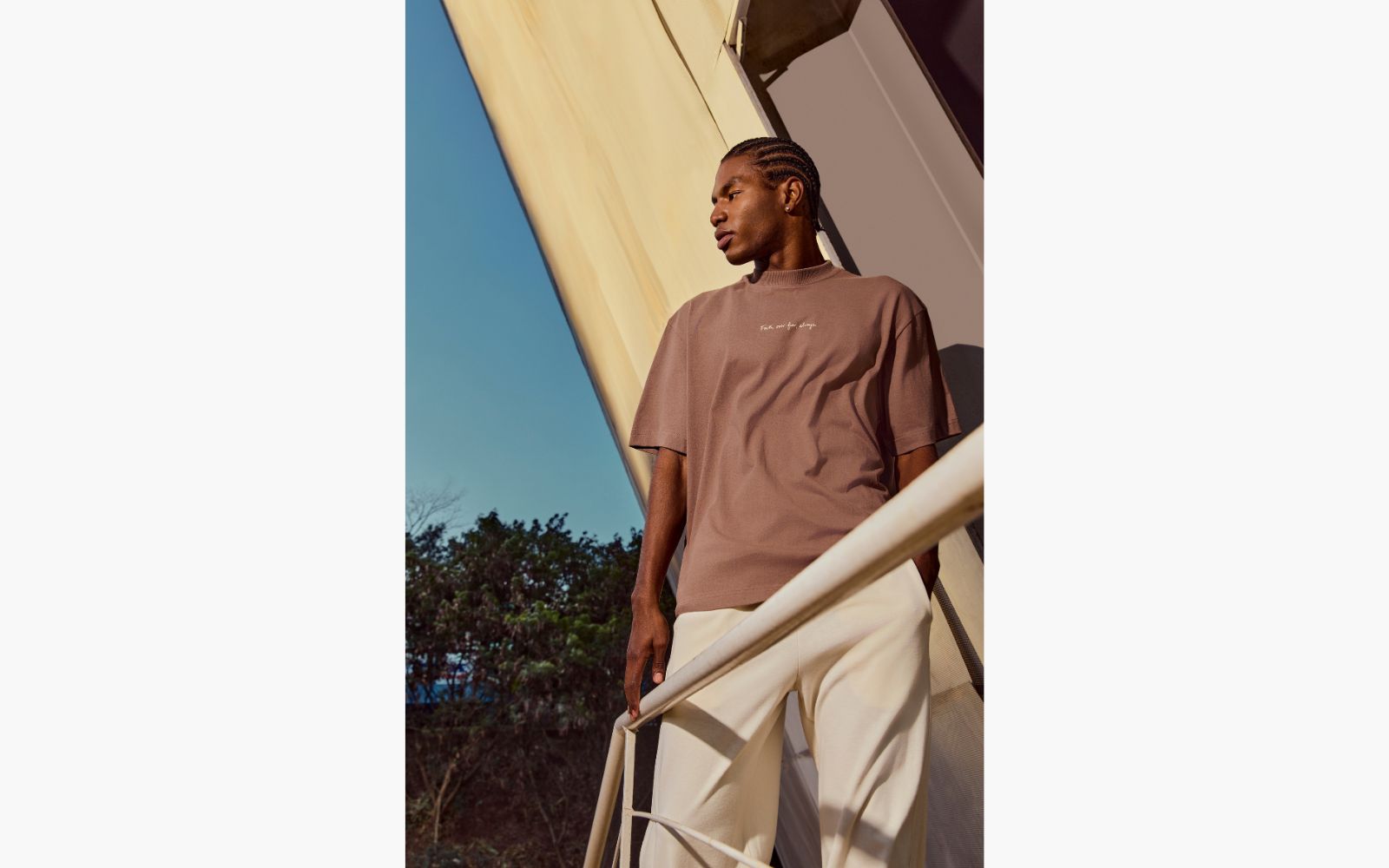 camiseta masculina para primavera verão